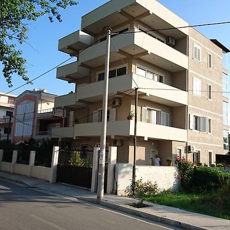 Kulla E Vekut Apartment Durres Luaran gambar