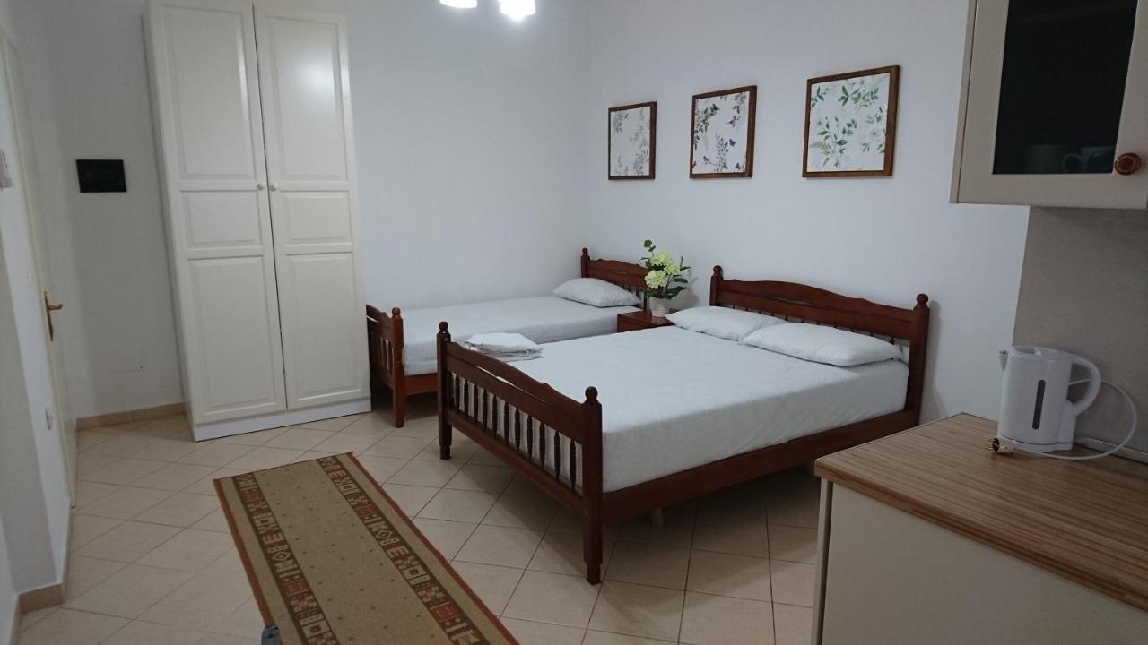 Kulla E Vekut Apartment Durres Luaran gambar