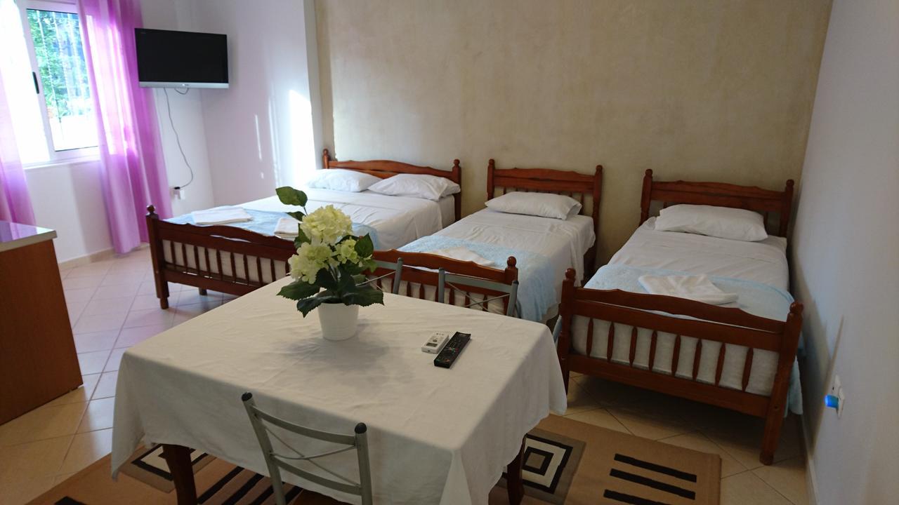 Kulla E Vekut Apartment Durres Luaran gambar